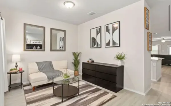 $1,795 | 13031 Heathers Sun Street, St. Hedwig, TX 78152