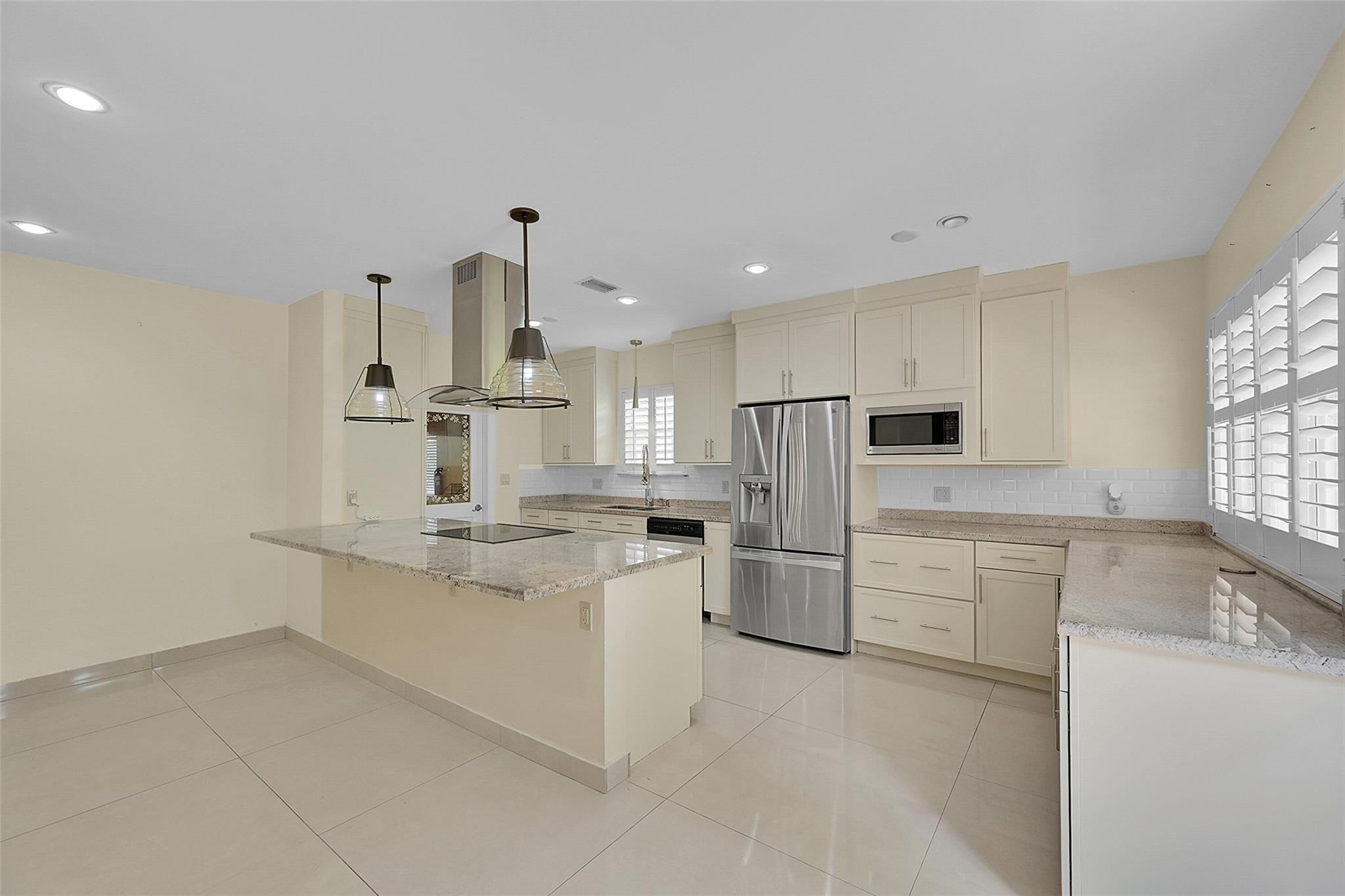 1401 Red Road Coral Gables, FL 33134 - Photo 9 of 52 Photo 9