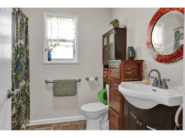 $599,000 | 1210 East 38th Avenue, Eugene, OR 97405