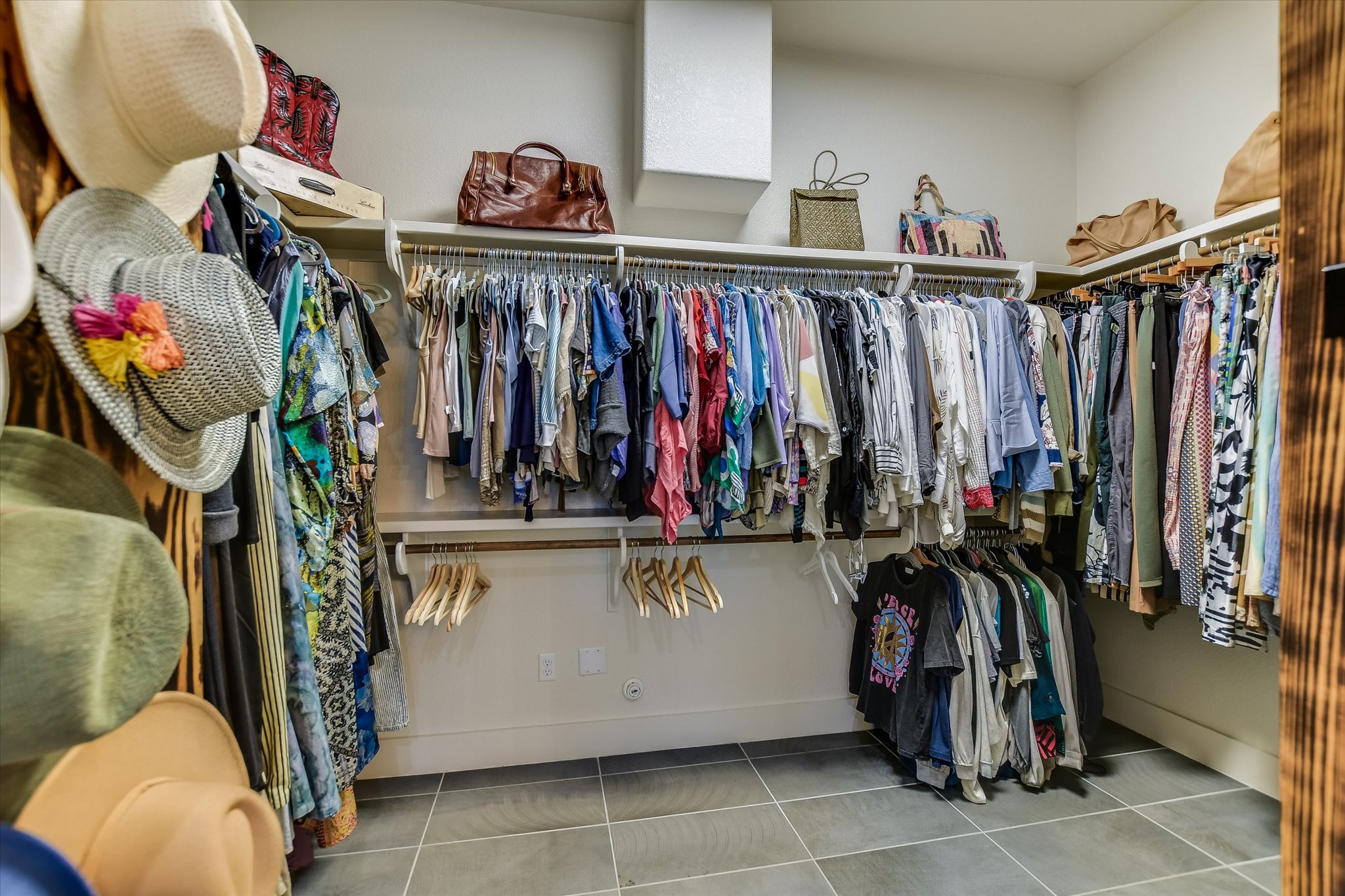 205 Axis Loop Georgetown, TX 78628 - Photo 12 of 30