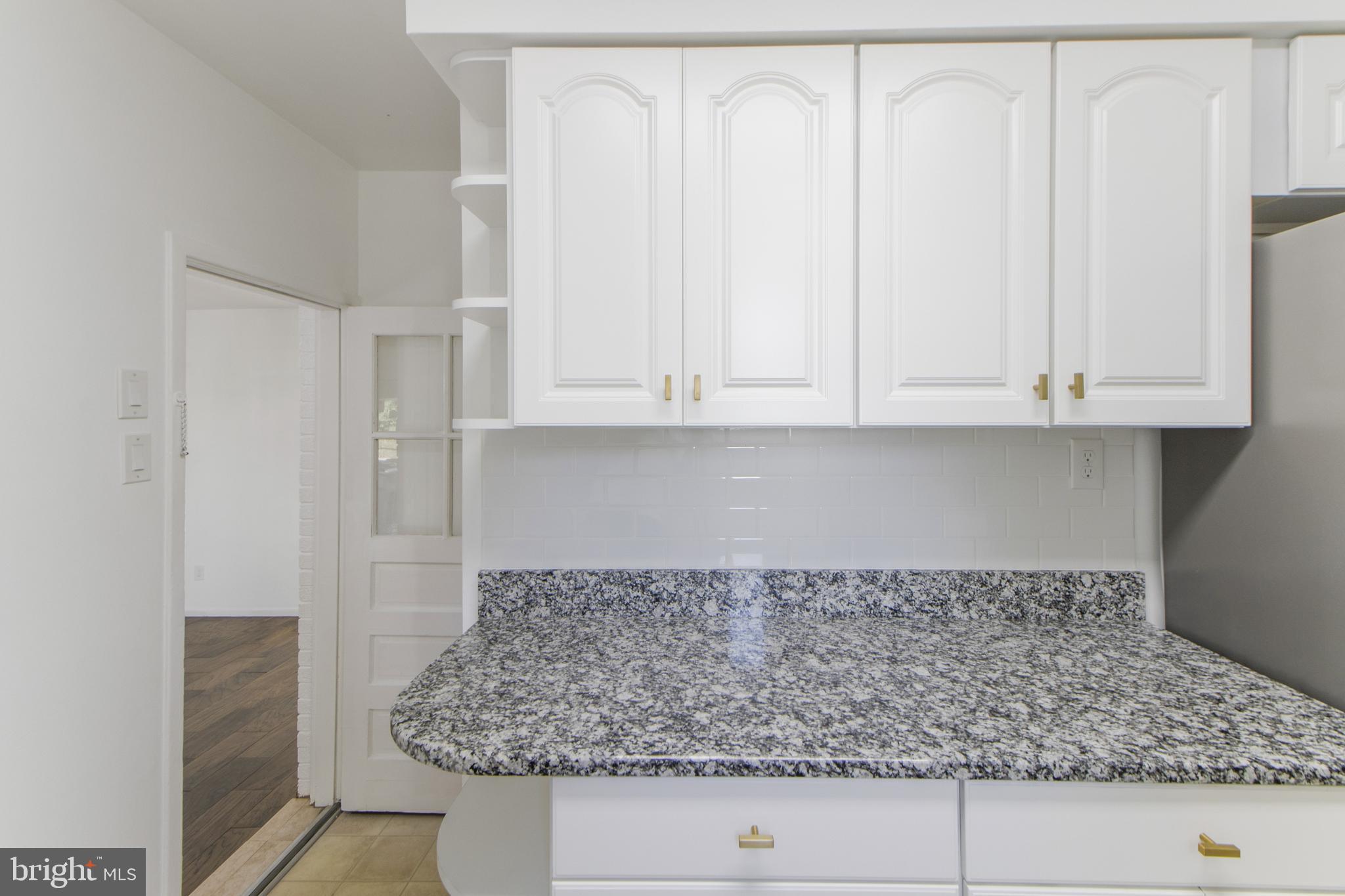 1100 Gilbert Road Rockville, MD 20851 - Photo 12 of 60 Kitchen