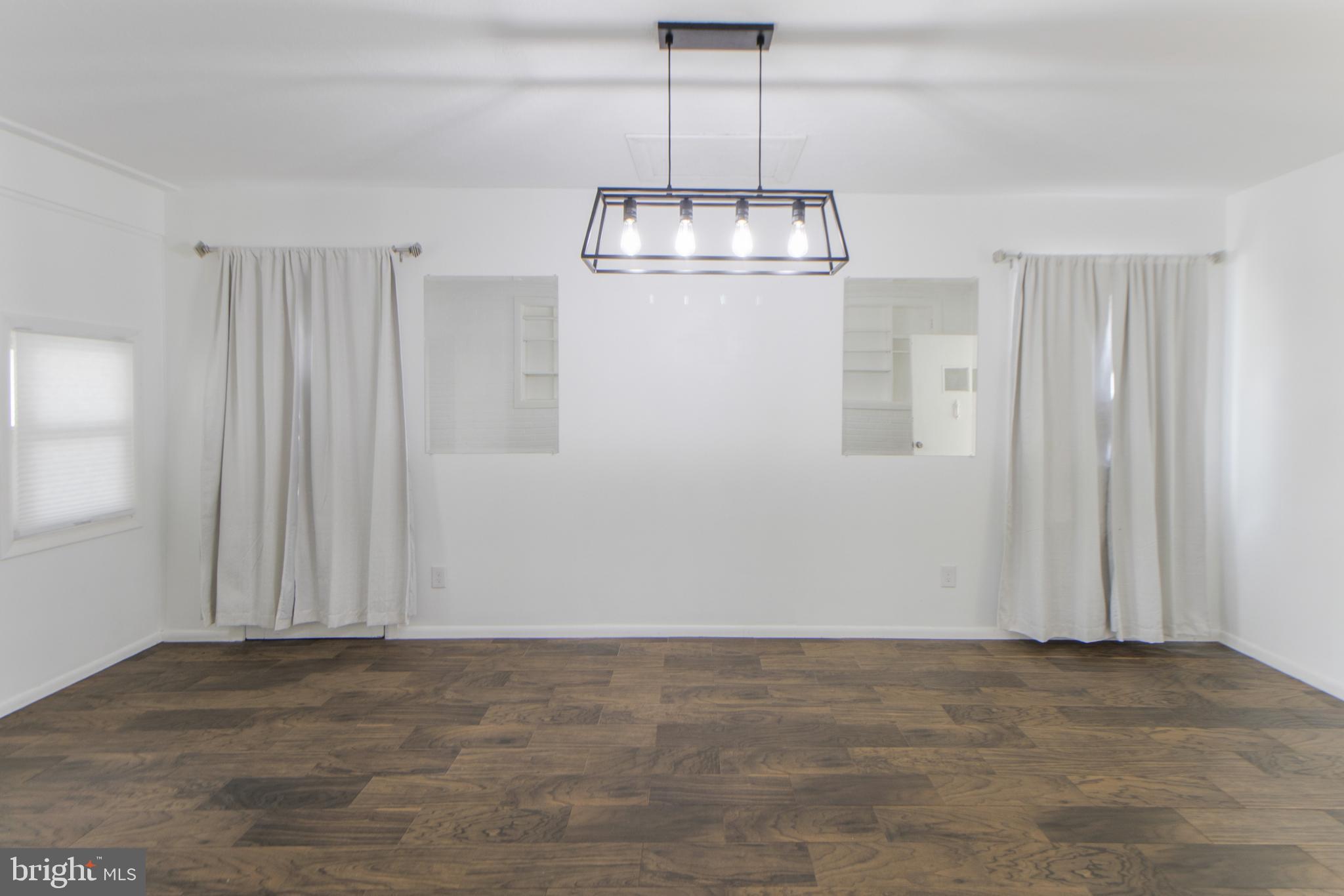 1100 Gilbert Road Rockville, MD 20851 - Photo 18 of 60 Dining