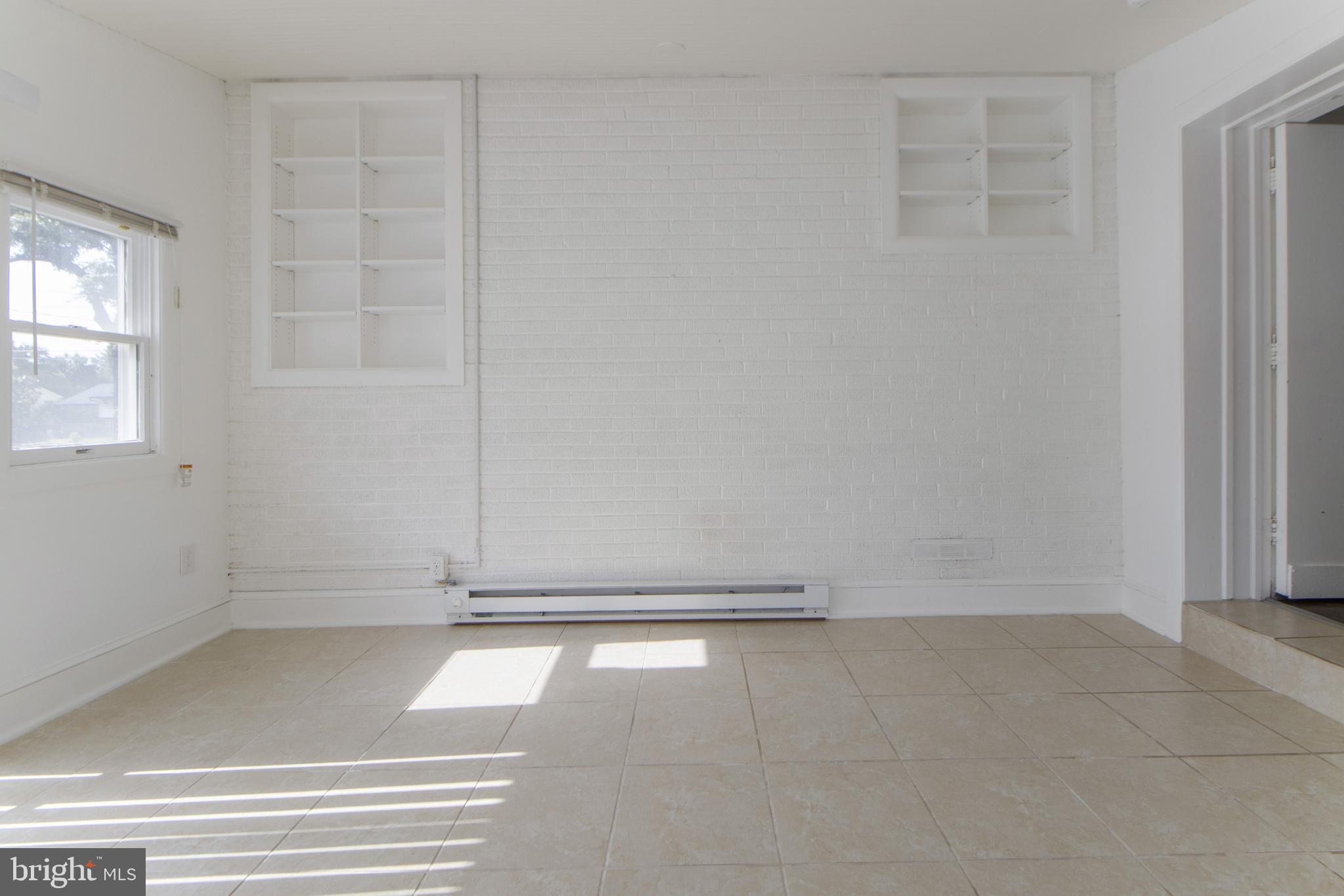 1100 Gilbert Road Rockville, MD 20851 - Photo 20 of 60 Sunroom