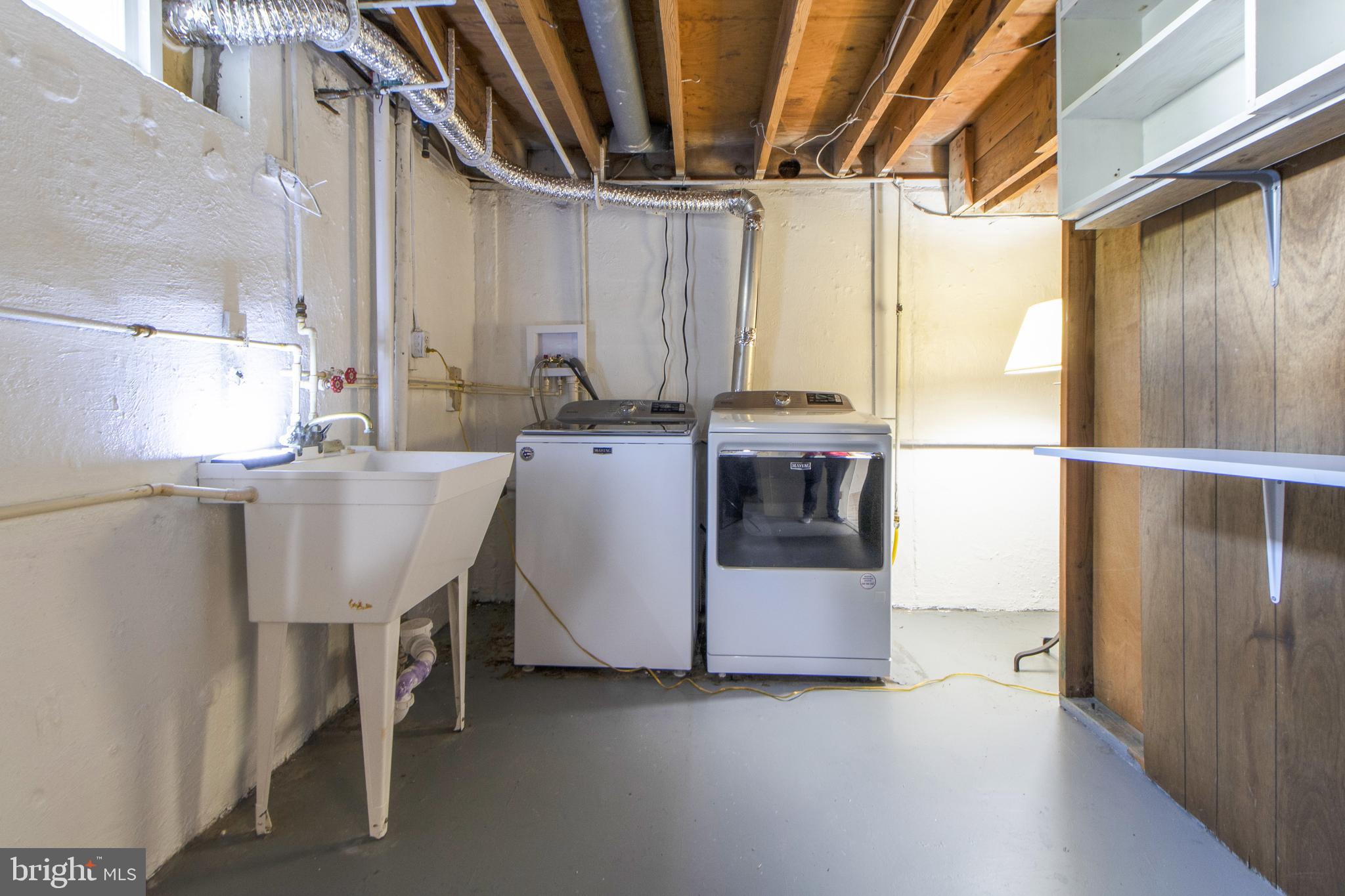 1100 Gilbert Road Rockville, MD 20851 - Photo 48 of 60 Laundry