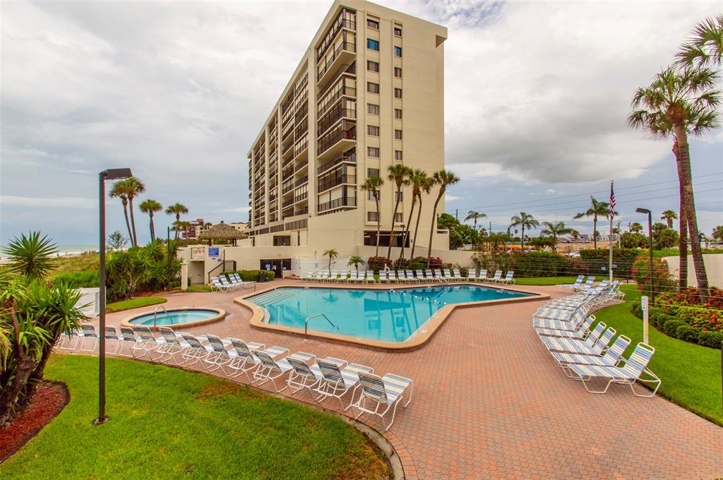 14950 Gulf Boulevard, Unit 805 Madeira Beach, FL 33708 - Photo 5 of 35