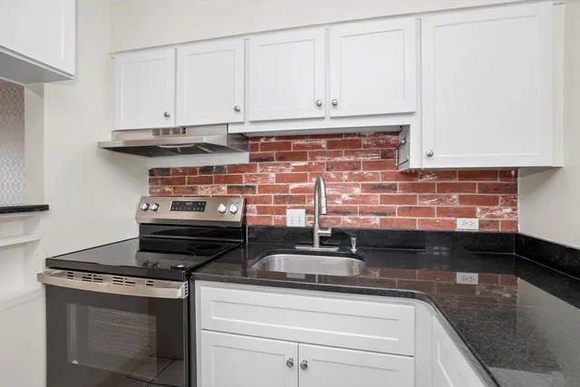 $430,000 | 25 Lionel Avenue, Unit E, Waltham, MA 02452