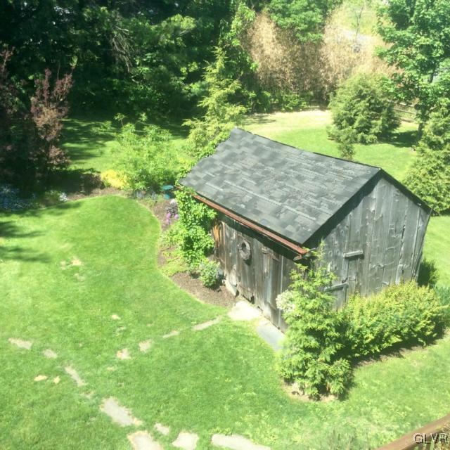 4812 Mountain Road Slatington, PA 18080 - Photo 12 of 47 Gallery Image 12