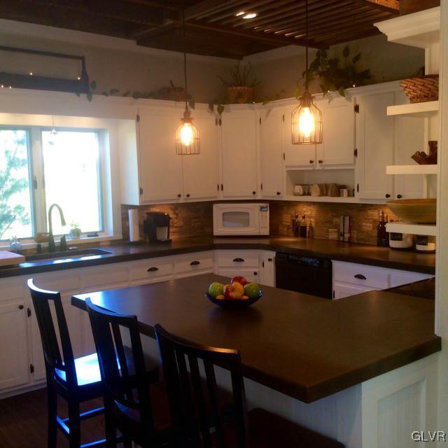 4812 Mountain Road Slatington, PA 18080 - Photo 16 of 47 Gallery Image 16