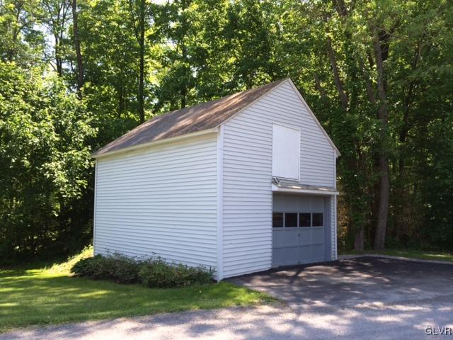 4812 Mountain Road Slatington, PA 18080 - Photo 36 of 47 Gallery Image 36