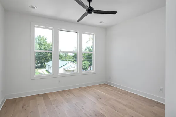 $2,400 | 212 A Jennings Avenue, Unit A, Lebanon, TN 37087