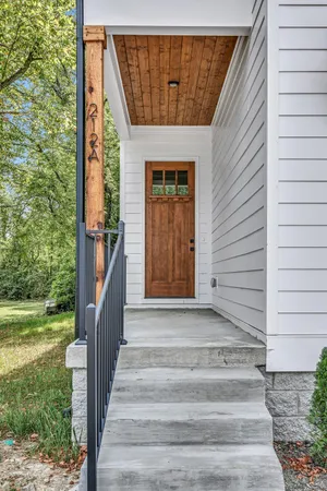 $2,400 | 212 A Jennings Avenue, Unit A, Lebanon, TN 37087