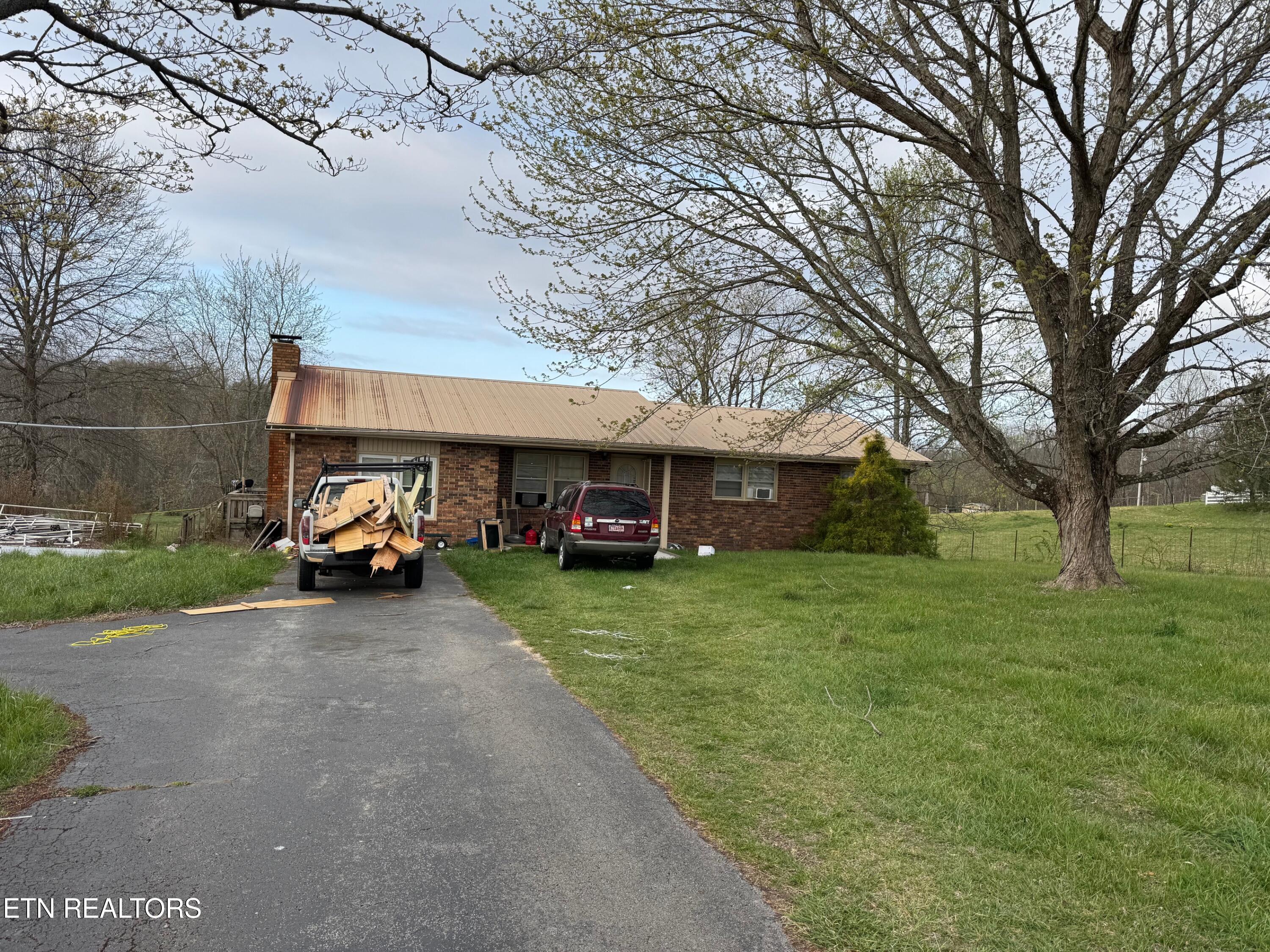 1340 old allardt front pic