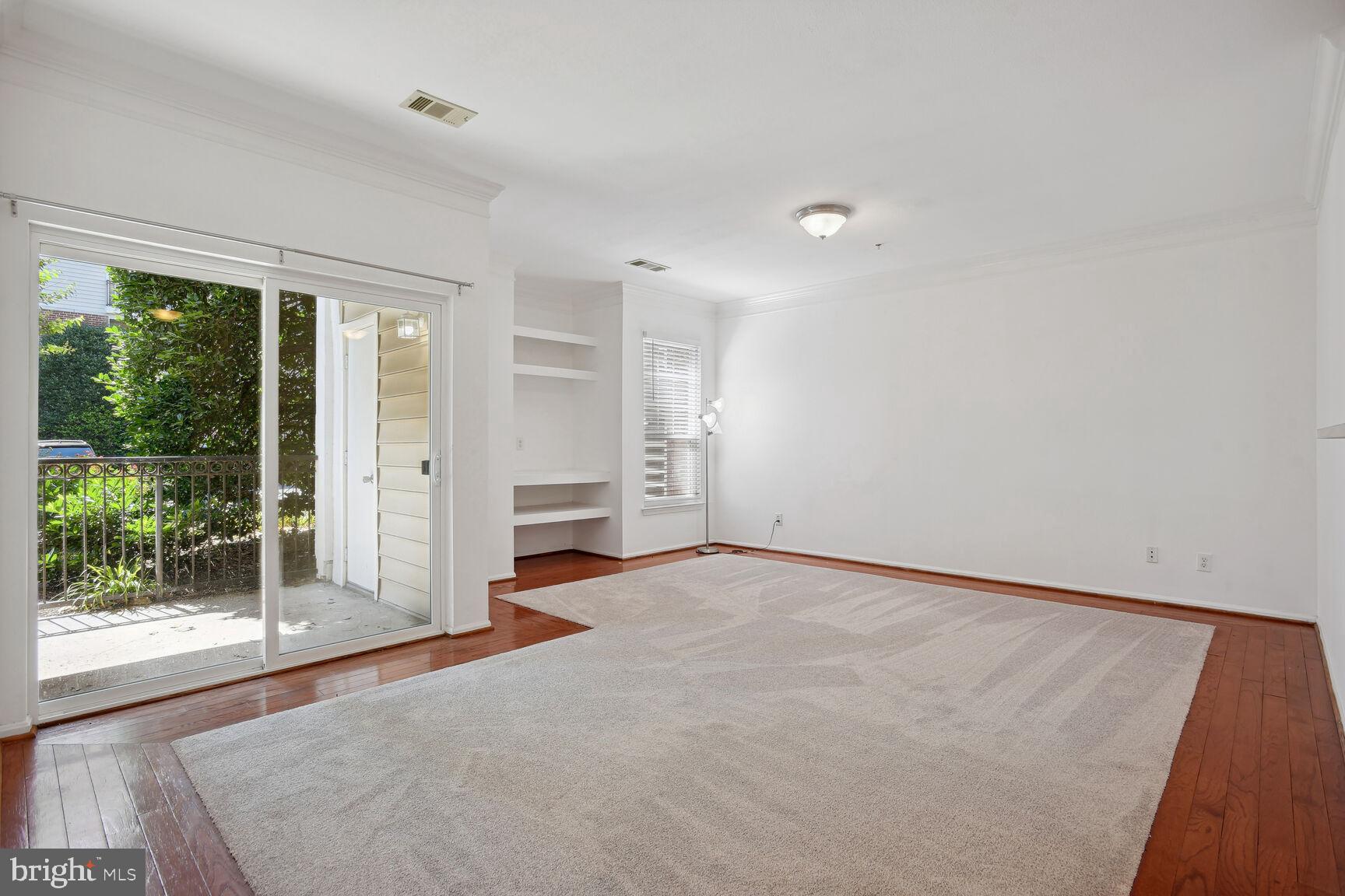 1600 Spring Gate Dr., Unit 2113 McLean, VA 22102 - Photo 2 of 15