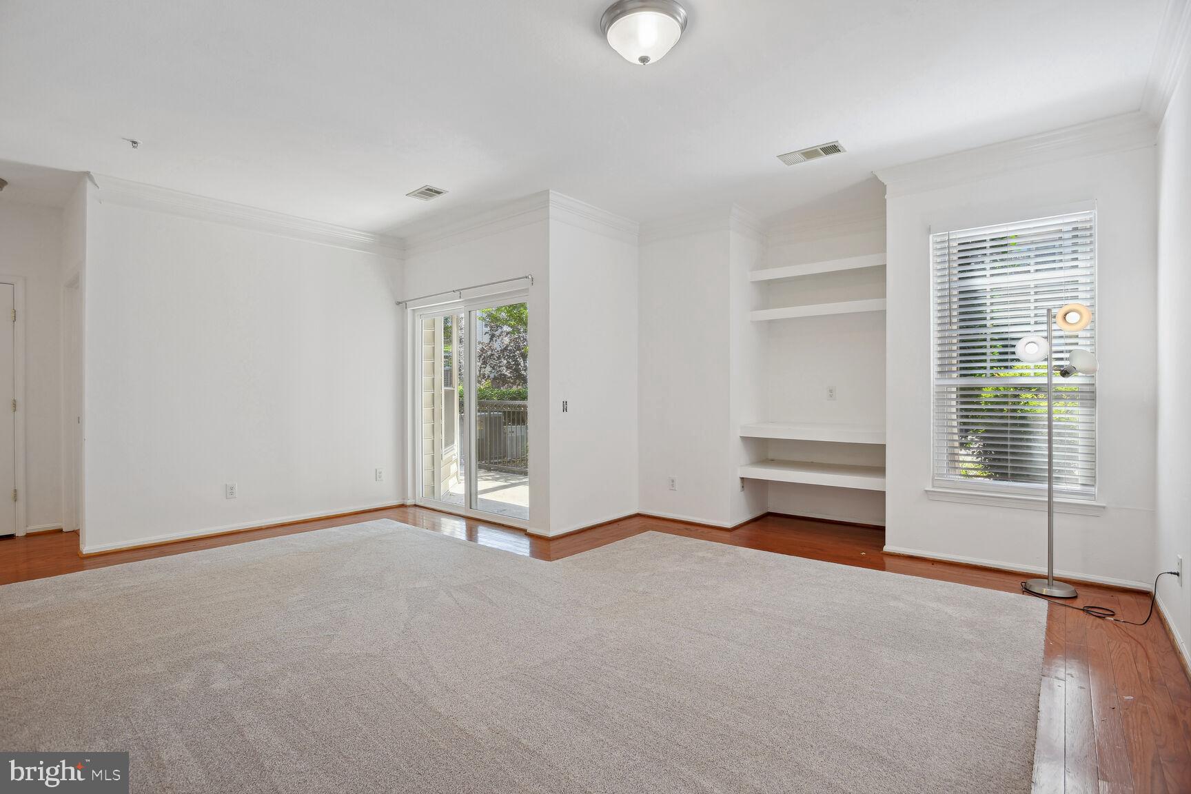 1600 Spring Gate Dr., Unit 2113 McLean, VA 22102 - Photo 3 of 15