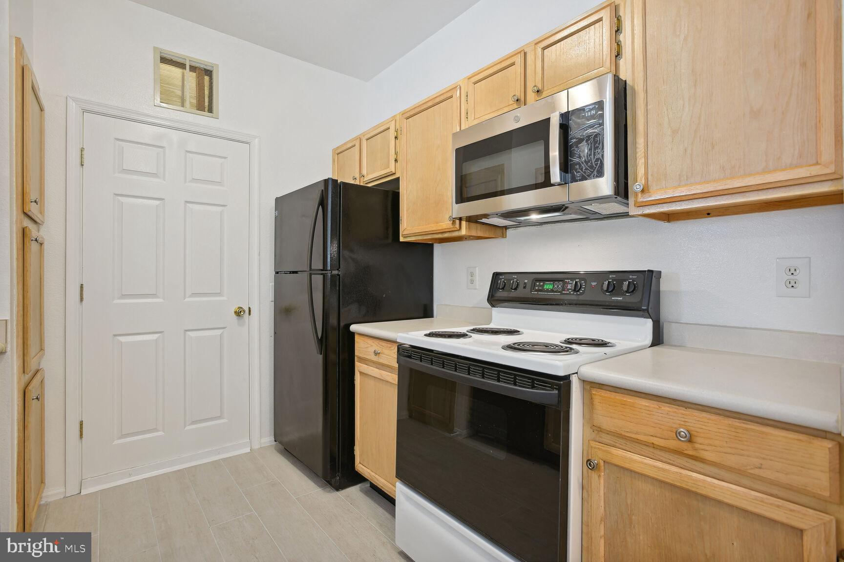 1600 Spring Gate Dr., Unit 2113 McLean, VA 22102 - Photo 7 of 15