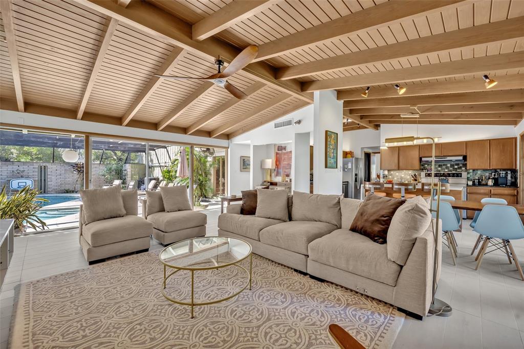 605 Sweetbriar Road Orlando, FL 32806 - Photo 17 of 50 Gallery Image 17