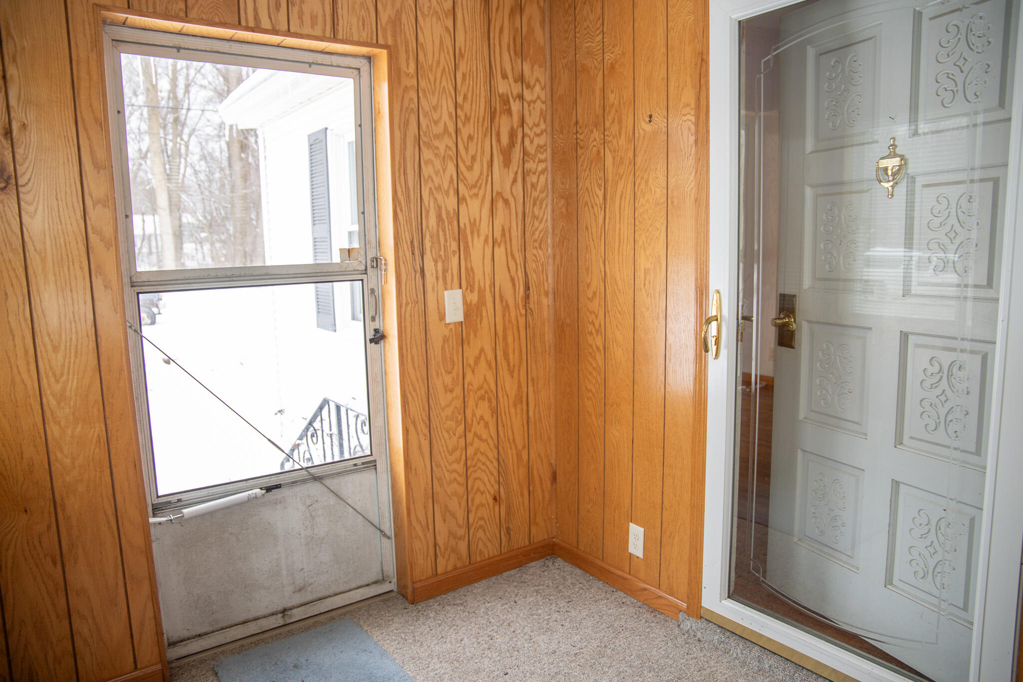 405 South Lowe Street Dowagiac, MI 49047 - Photo 12 of 29 IMG_1359