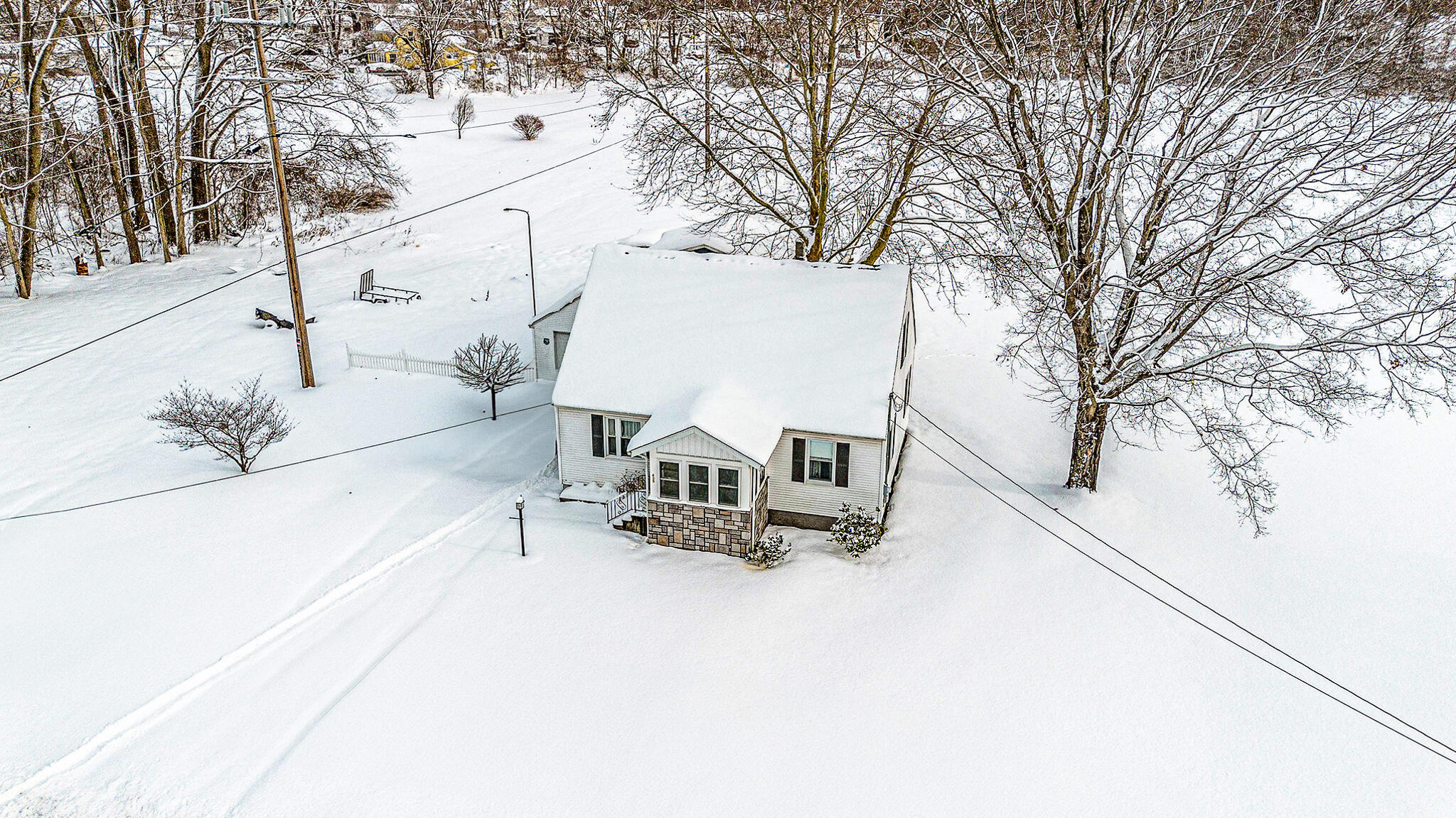 405 South Lowe Street Dowagiac, MI 49047 - Photo 28 of 29 027_file_255