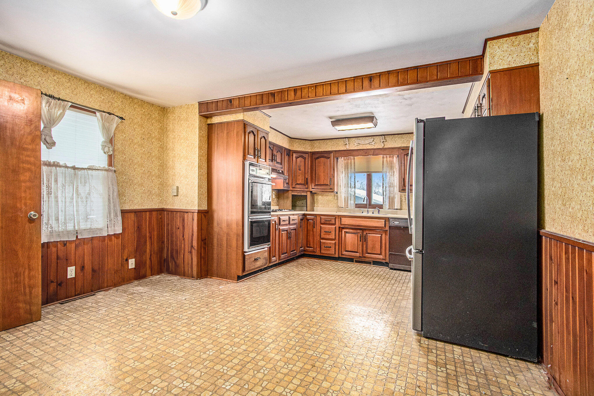 405 South Lowe Street Dowagiac, MI 49047 - Photo 5 of 29 008_file_133