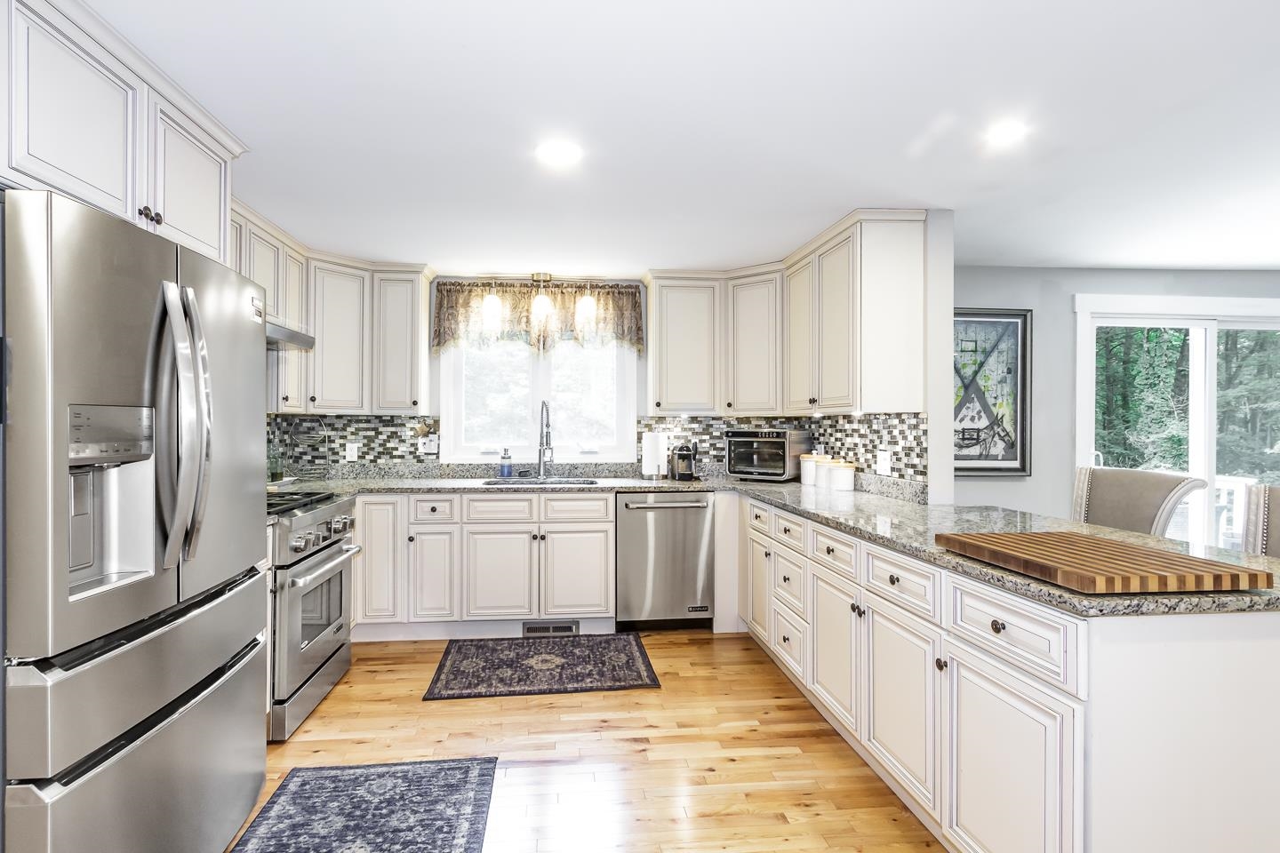 387 Osgood Road Milford, NH 03055 - Photo 6 of 40