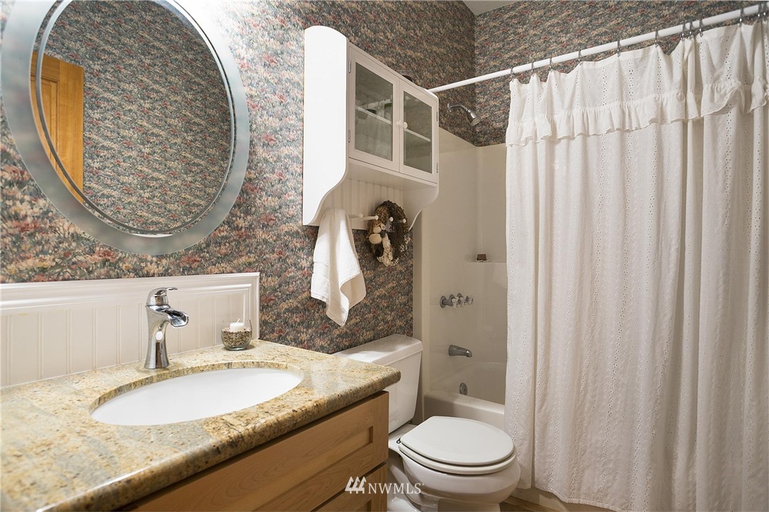 1271 Griffith Point Road Nordland, WA 98358 - Photo 16 of 25 Gallery Image 16