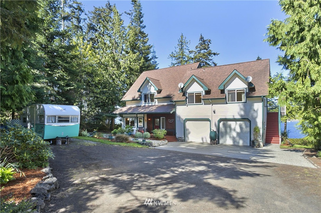 1271 Griffith Point Road Nordland, WA 98358 - Photo 3 of 25 Gallery Image 3