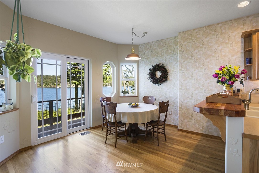1271 Griffith Point Road Nordland, WA 98358 - Photo 8 of 25 Gallery Image 8