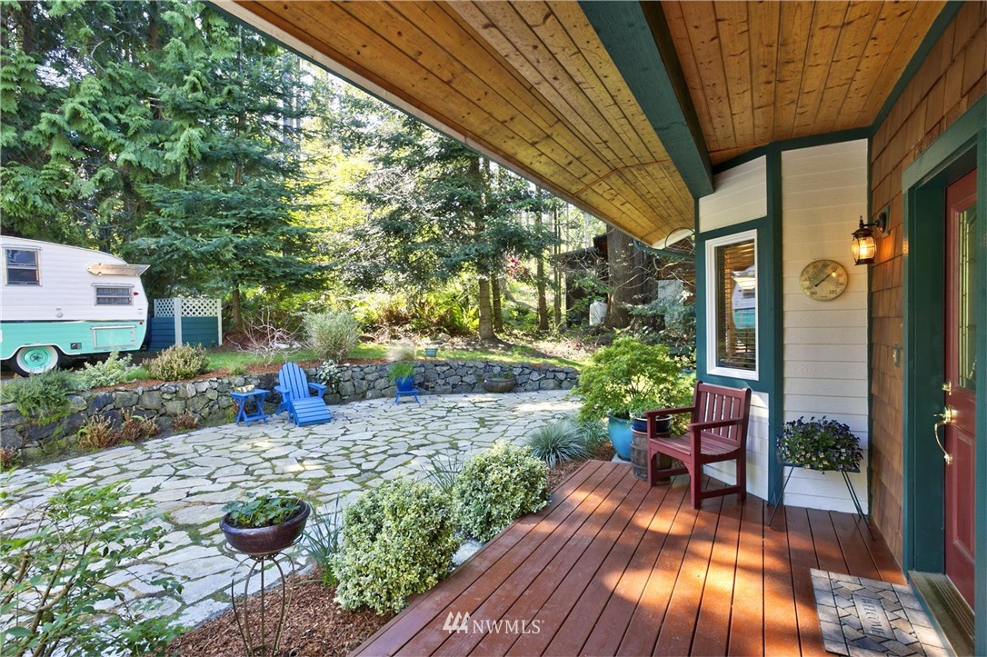 1271 Griffith Point Road Nordland, WA 98358 - Photo 10 of 25 Gallery Image 10