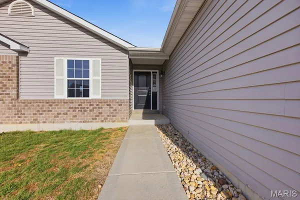$350,000 | 709 Talon Drive, Wright City, MO 63390