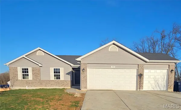 $350,000 | 709 Talon Drive, Wright City, MO 63390