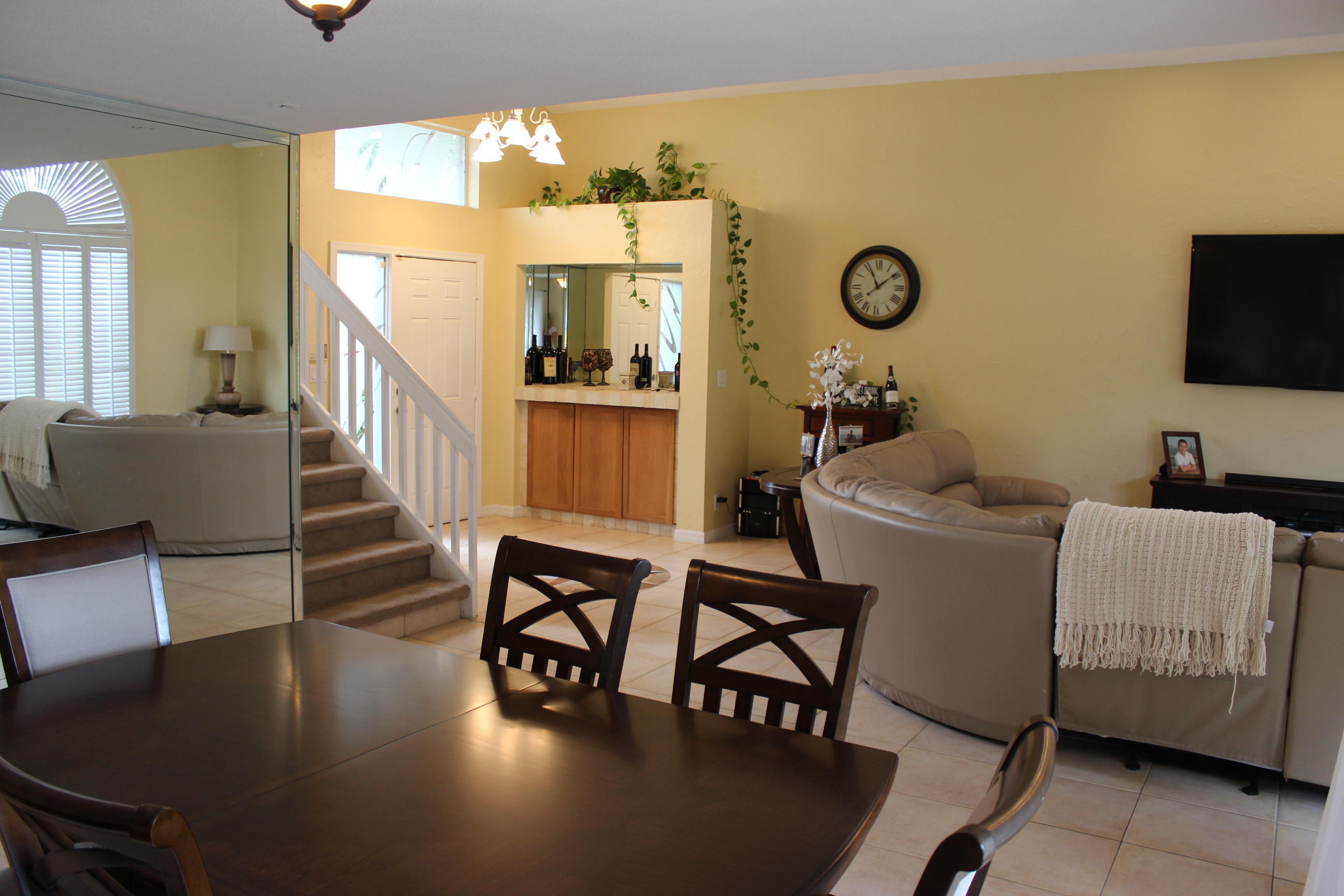 6276 Via Palladium Boca Raton, FL 33433 - Photo 5 of 24 Living Room