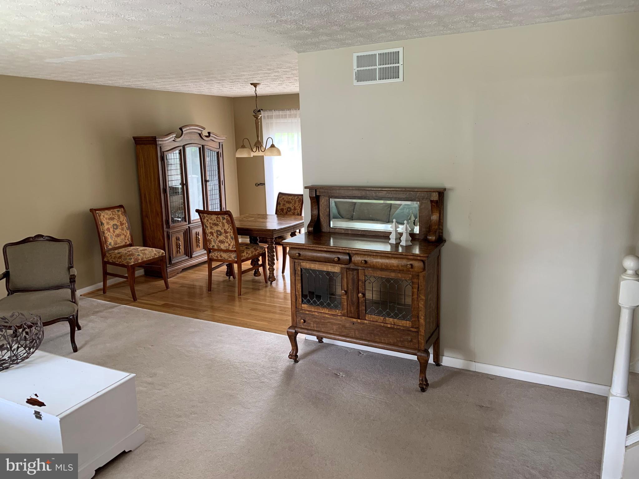 304 Regent Road Harrisburg, PA 17112 - Photo 7 of 19 Gallery Image 7