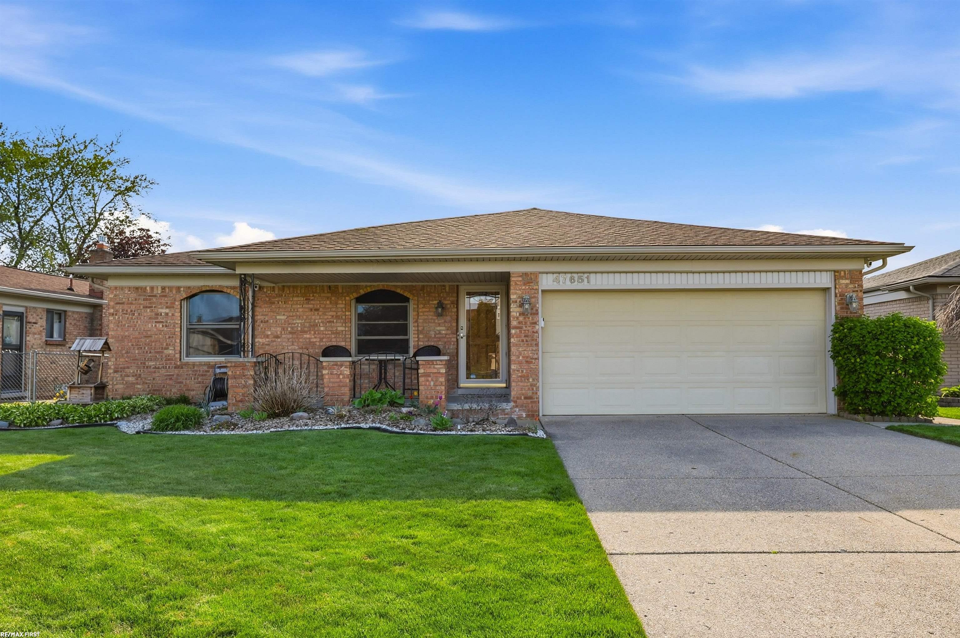 47651 Chrys Road Macomb, MI 48044 - Photo 1 of 46
