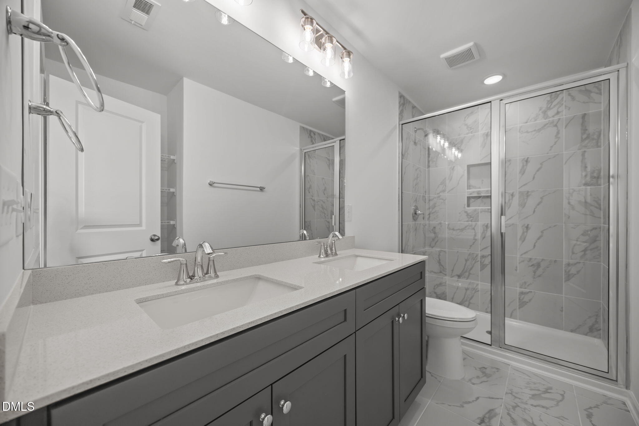 6816 Steeplegate Drive Burlington, NC 27215 - Photo 16 of 40 22-web-or-mls-IMG_5210