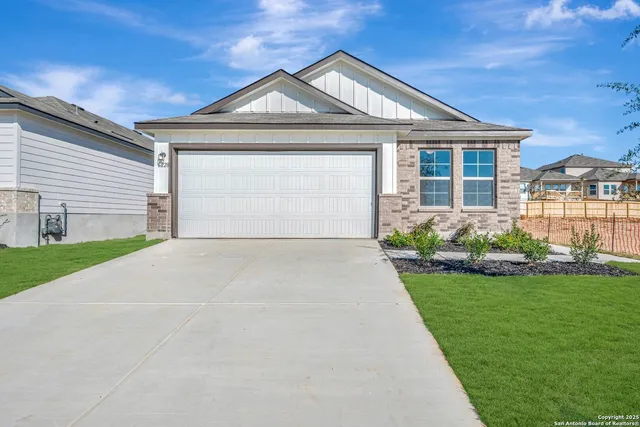 $299,990 | 6228 Persimmon Lake, San Antonio, TX 78252