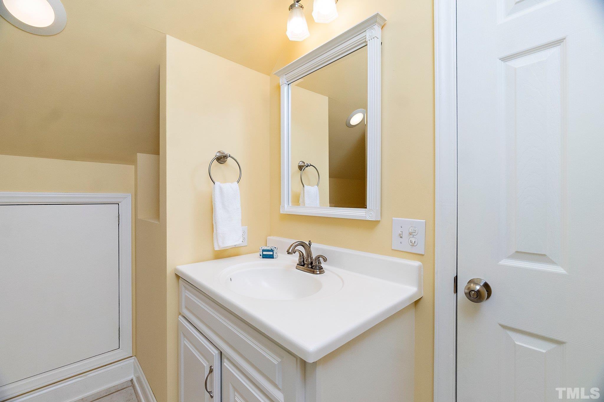 1705 Patterson Grove Road Apex, NC 27502 - Photo 32 of 42 Gallery Image 32