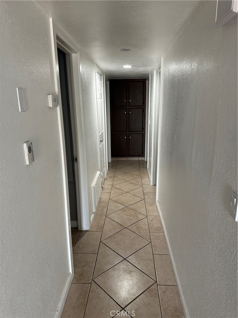 740 West Church Avenue Ridgecrest, CA 93555 - Photo 7 of 11 a view of hallway