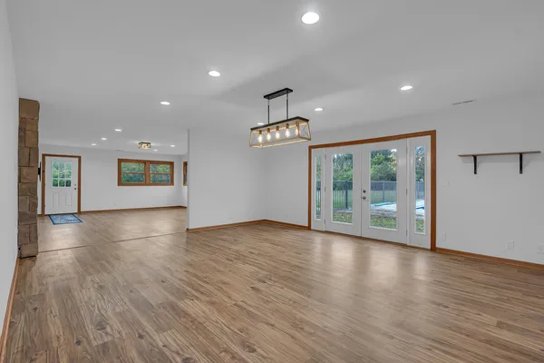 $670,000 | 27514 North Forest Garden Road, Wauconda, IL 60084