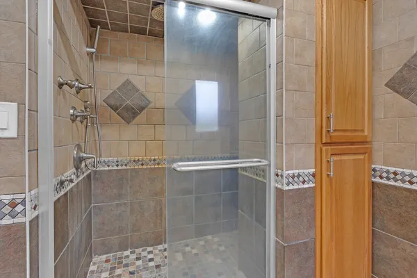 $670,000 | 27514 North Forest Garden Road, Wauconda, IL 60084