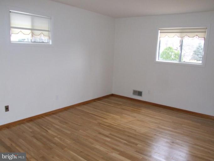 14211 Chesterfield Road Rockville, MD 20853 - Photo 18 of 28 Master Bedroom