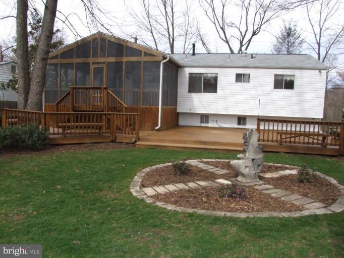 14211 Chesterfield Road Rockville, MD 20853 - Photo 23 of 28 Exterior Rear View