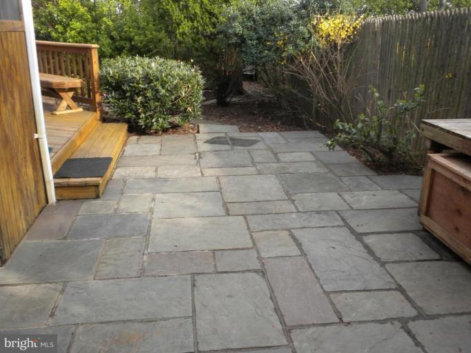 14211 Chesterfield Road Rockville, MD 20853 - Photo 8 of 28 Flagstone Patio