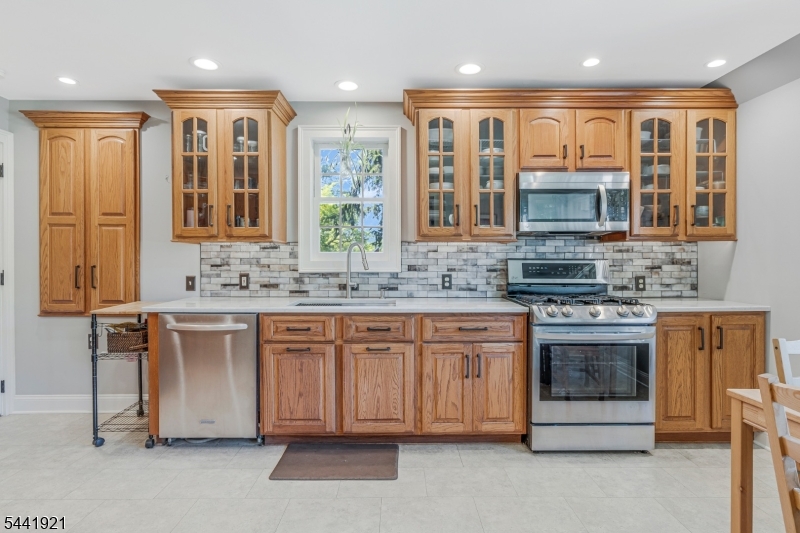 785 Chimney Rock Road Bridgewater, NJ 08836 - Photo 14 of 39