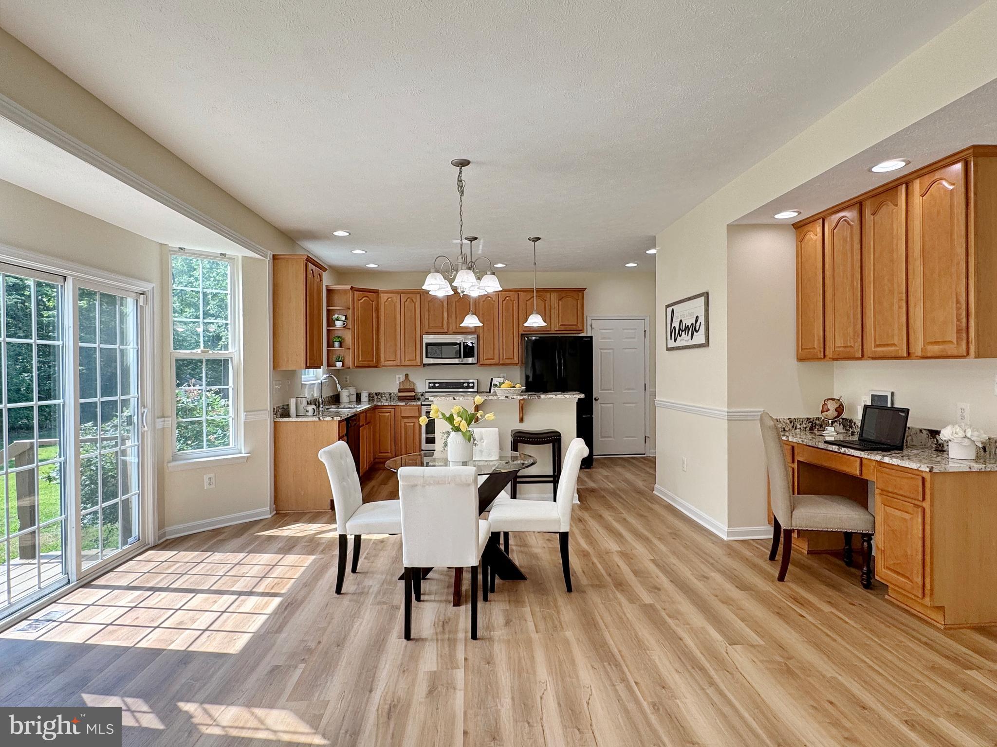 10020 Trinity Church Road Charlotte Hall, MD 20622 - Photo 35 of 99 Eat in kitchen area