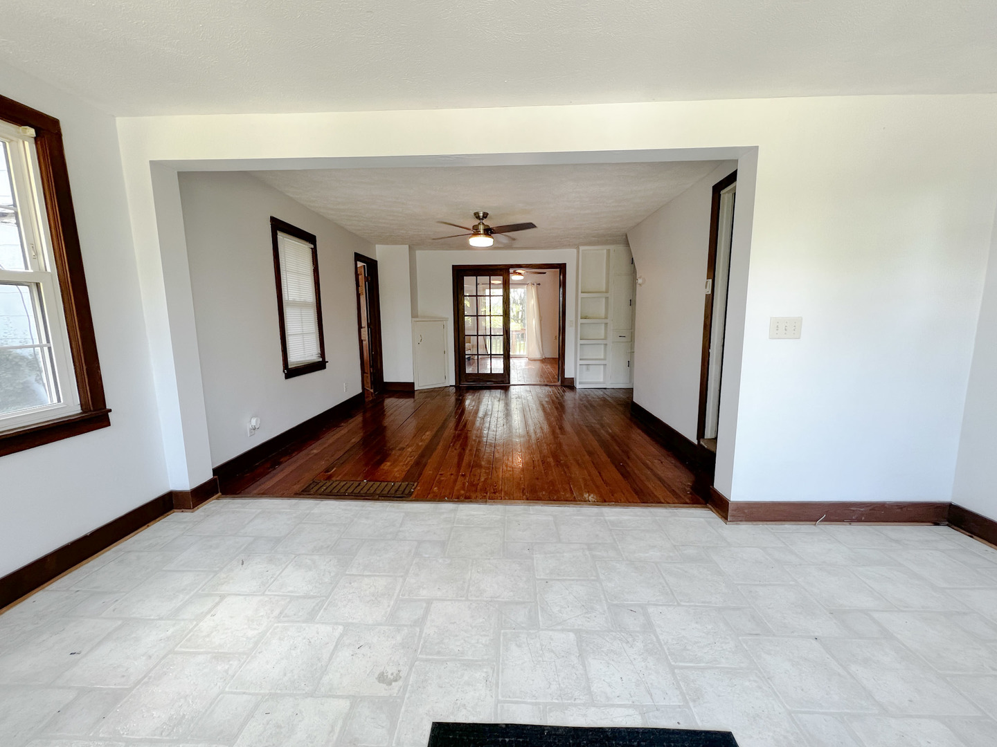 2840 West Ziebarth Road Carlock, IL 61725 - Photo 3 of 57 Gallery Image 3