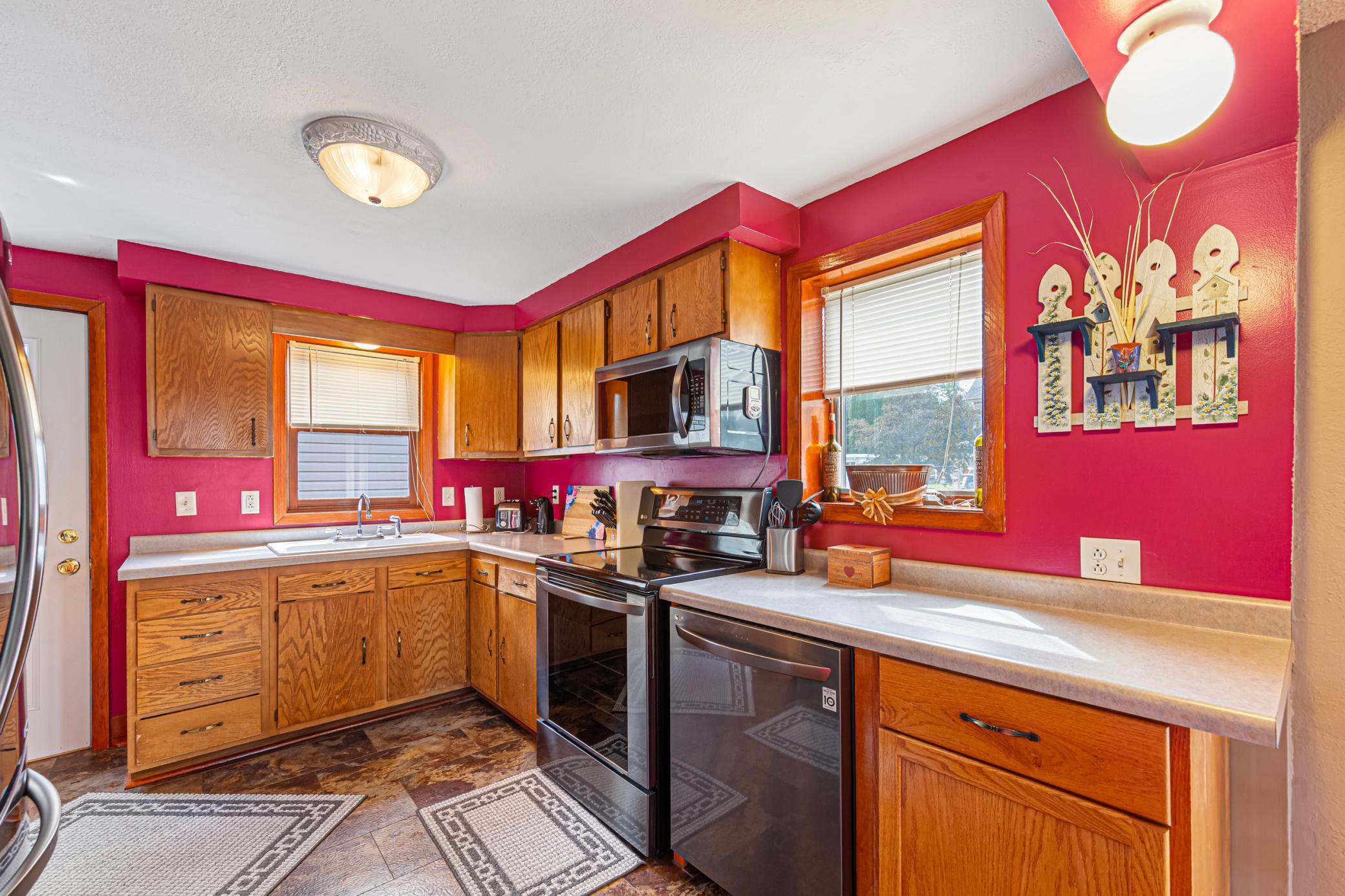 227 3rd Avenue Southwest Faribault, MN 55021 - Photo 2 of 37 Gallery Image 2
