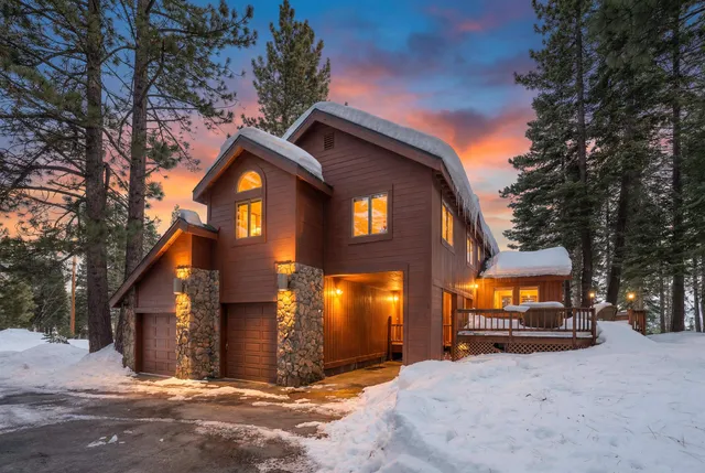 $1,095,000 | 11909 Bavarian Way, Truckee, CA 96161