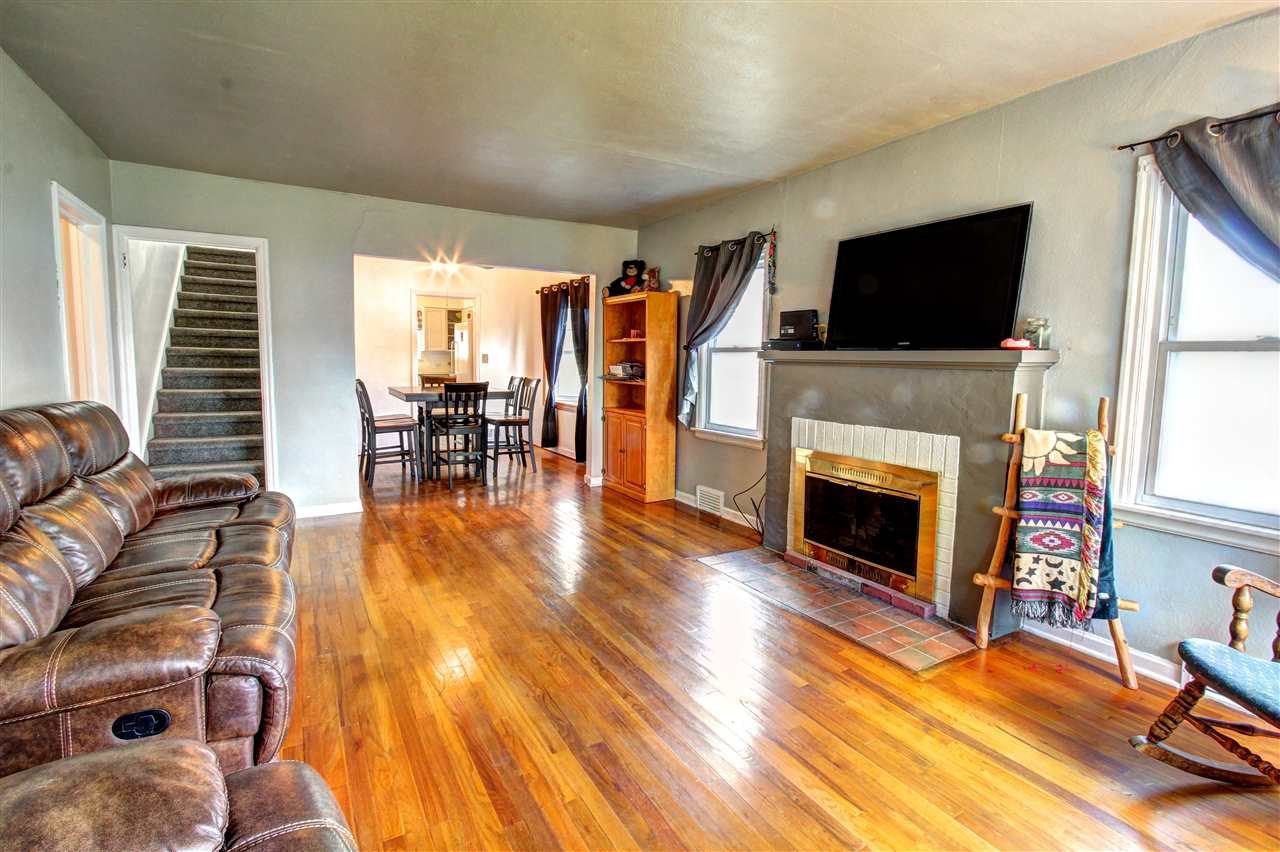 2719 North Bessie Road Spokane, WA 99212 - Photo 2 of 20