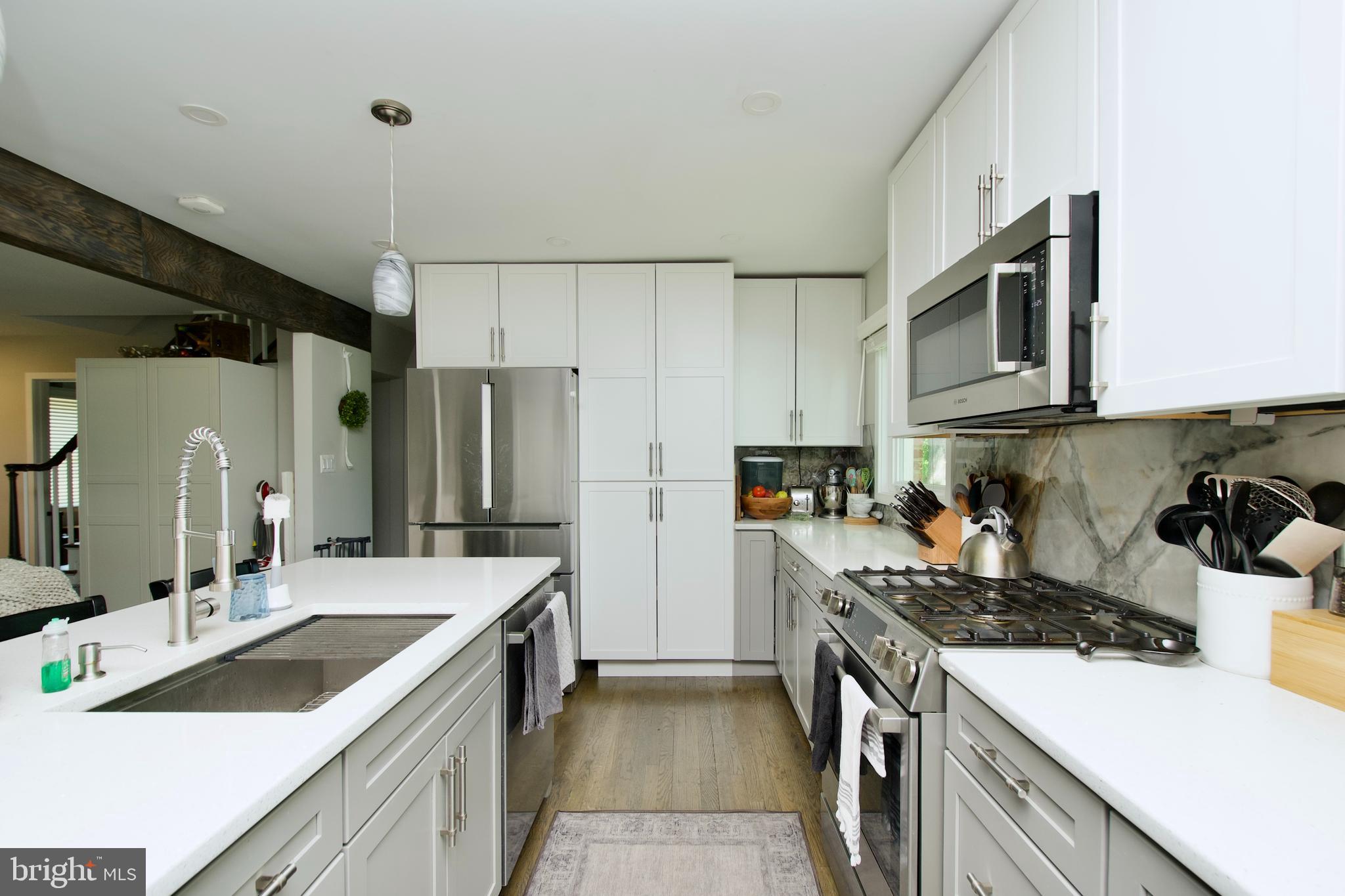 8314 Wagon Wheel Road Alexandria, VA 22309 - Photo 11 of 42 kitchen