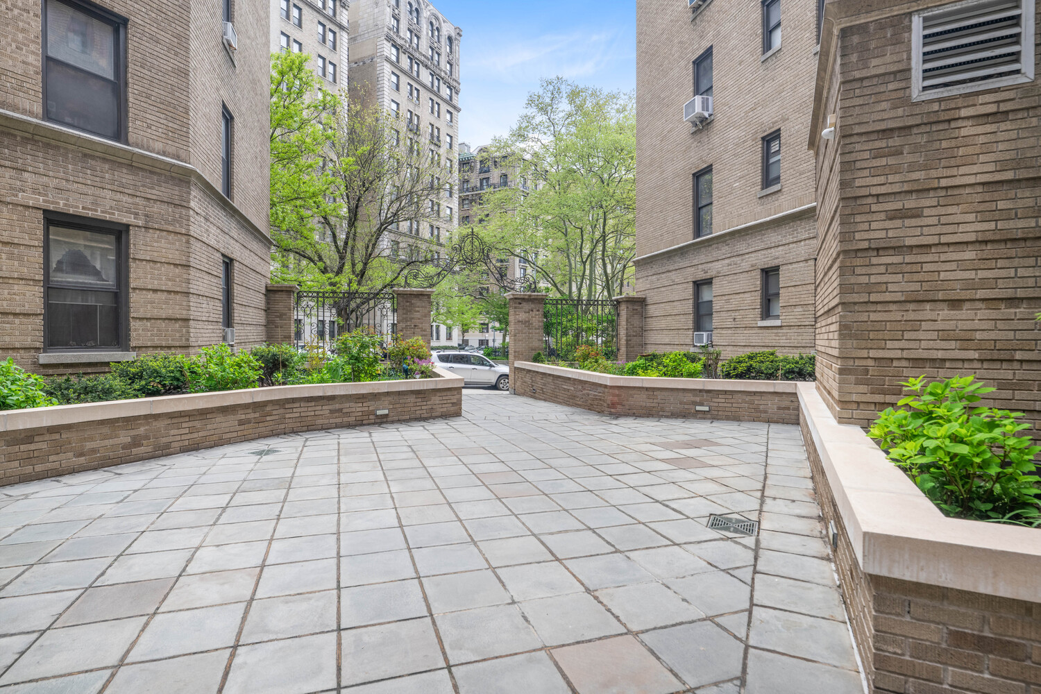 779 Riverside Drive, Unit B31 Manhattan, NY 10032 - Photo 9 of 12